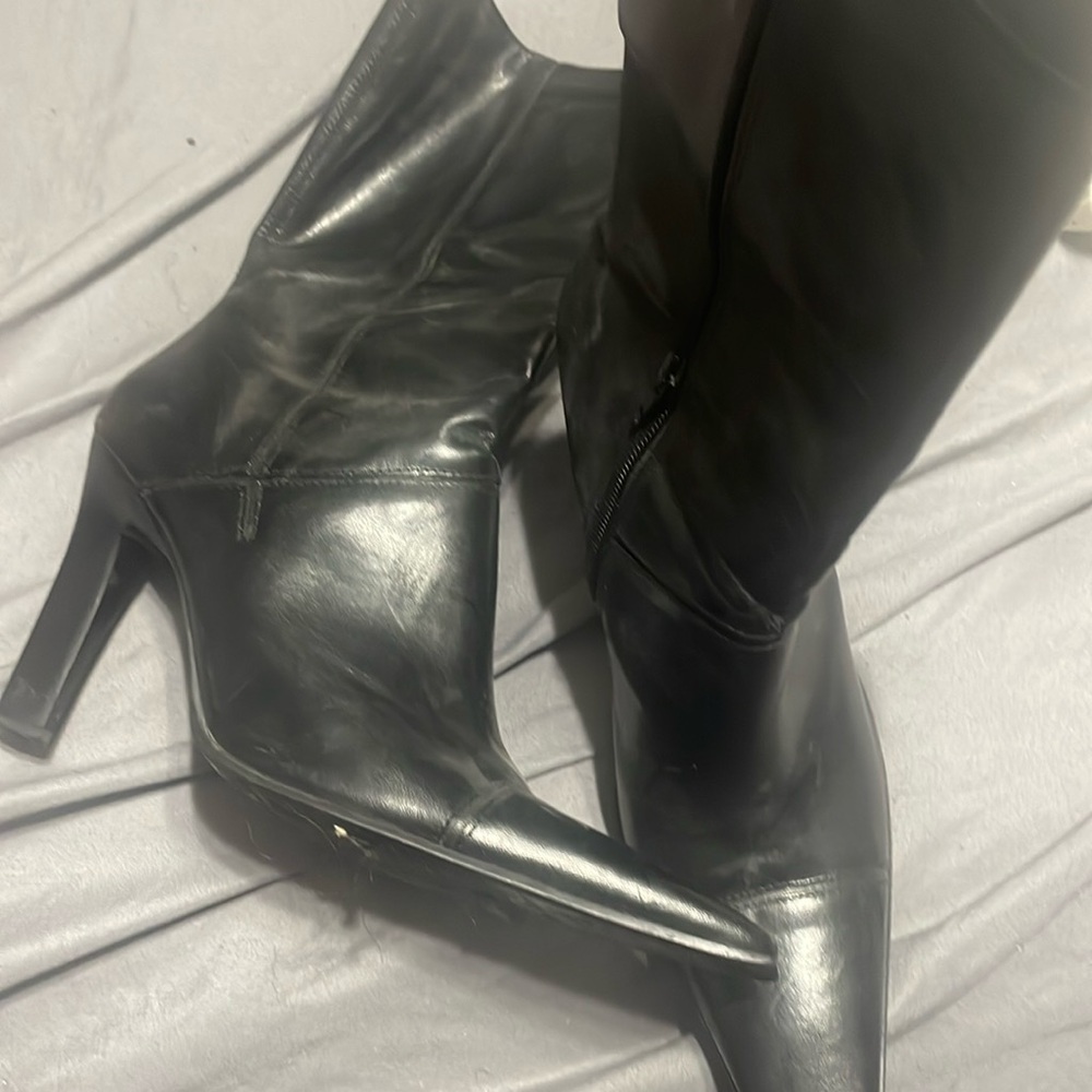Black boots